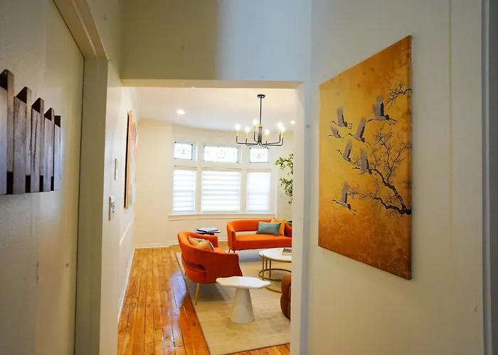 Apartment Shadyside 2 Bedroom Walk To Walnut With On Site Parking Pittsburgh